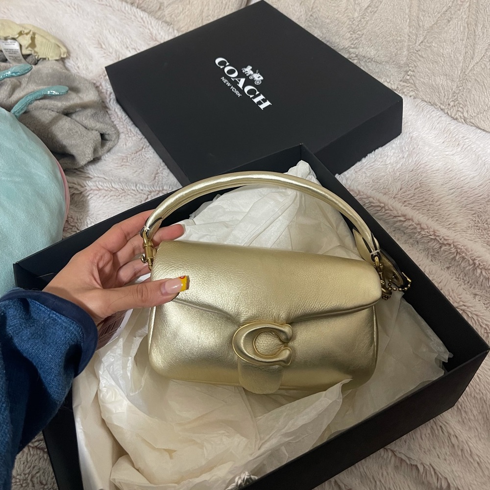 coach limited edition gold tabby bag 🤎